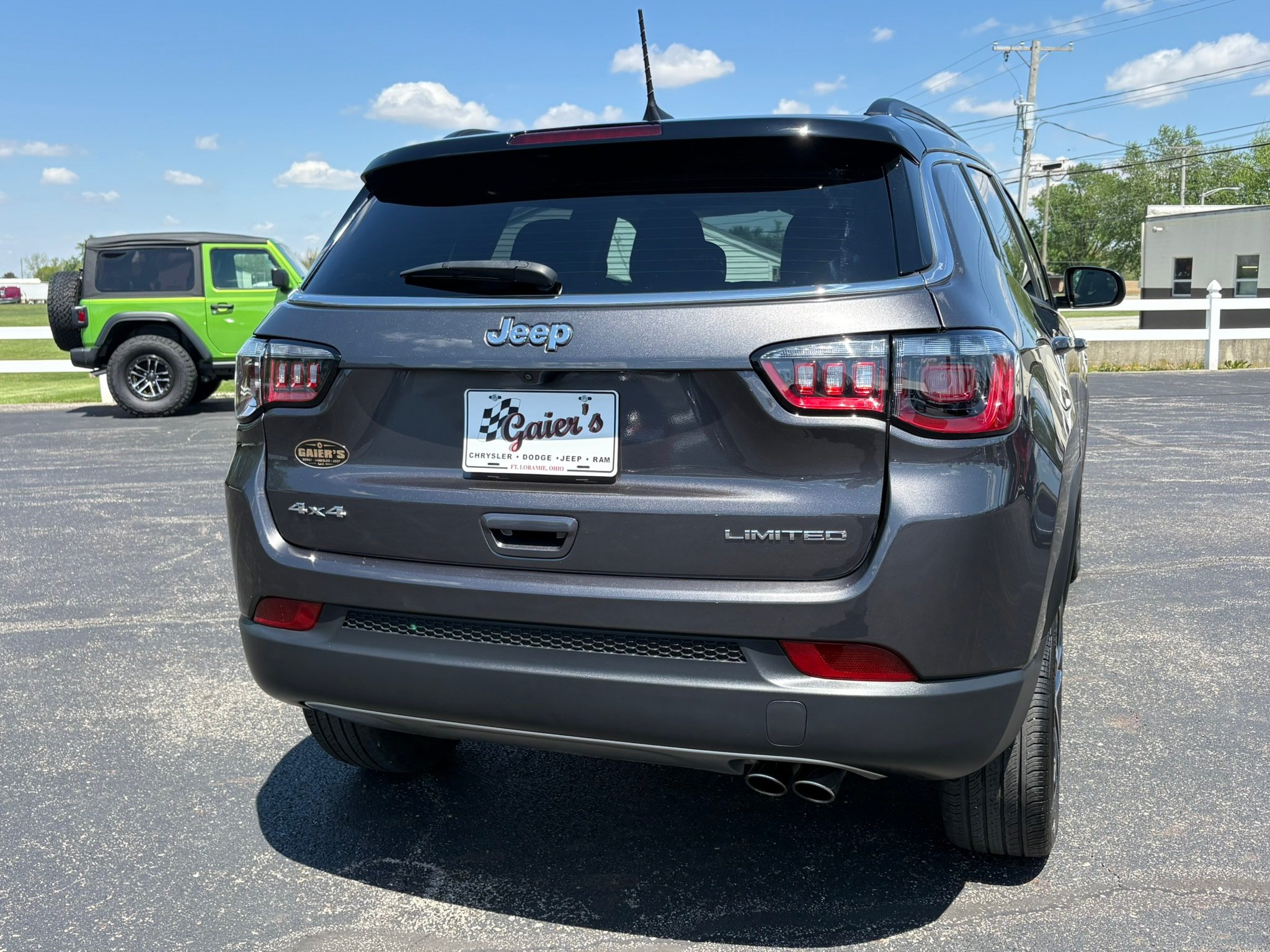Used 2022 Jeep Compass Limited AWD/4WD image 10