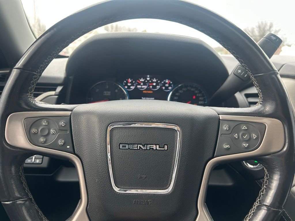 Used 2020 GMC Yukon Denali image 17