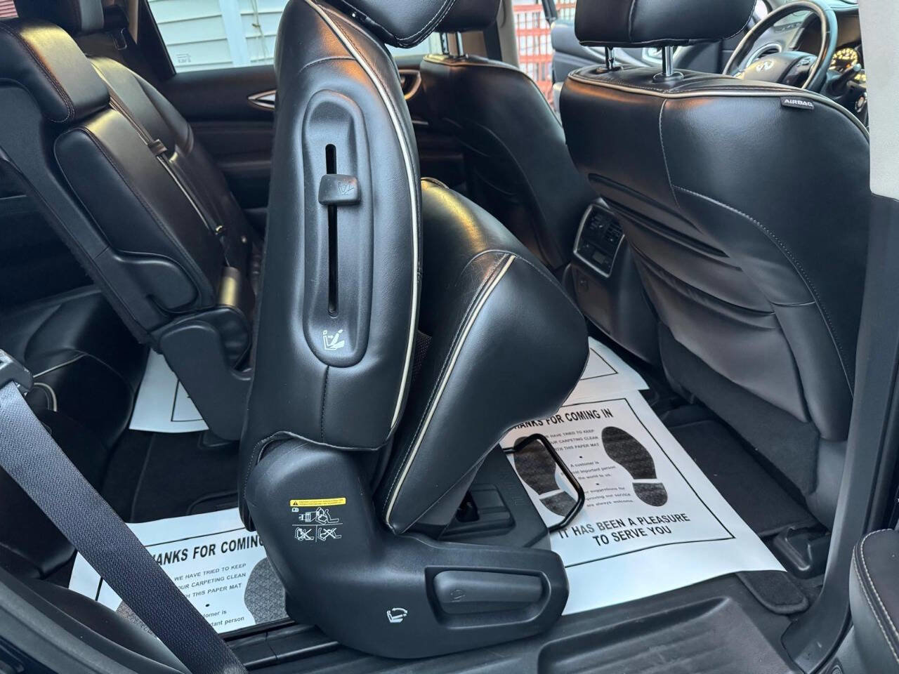 Used 2017 INFINITI QX60 Base AWD 4dr SUV w/ Premium Plus Package image 30