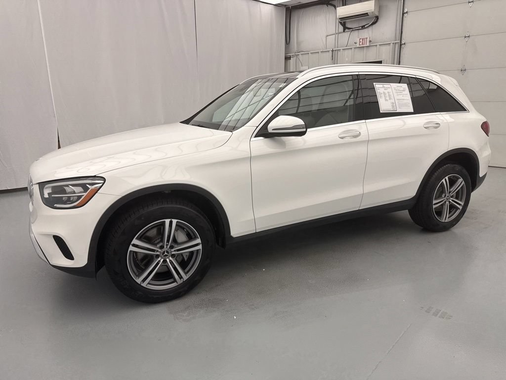 Used 2020 Mercedes-Benz GLC 300 4MATIC image 3