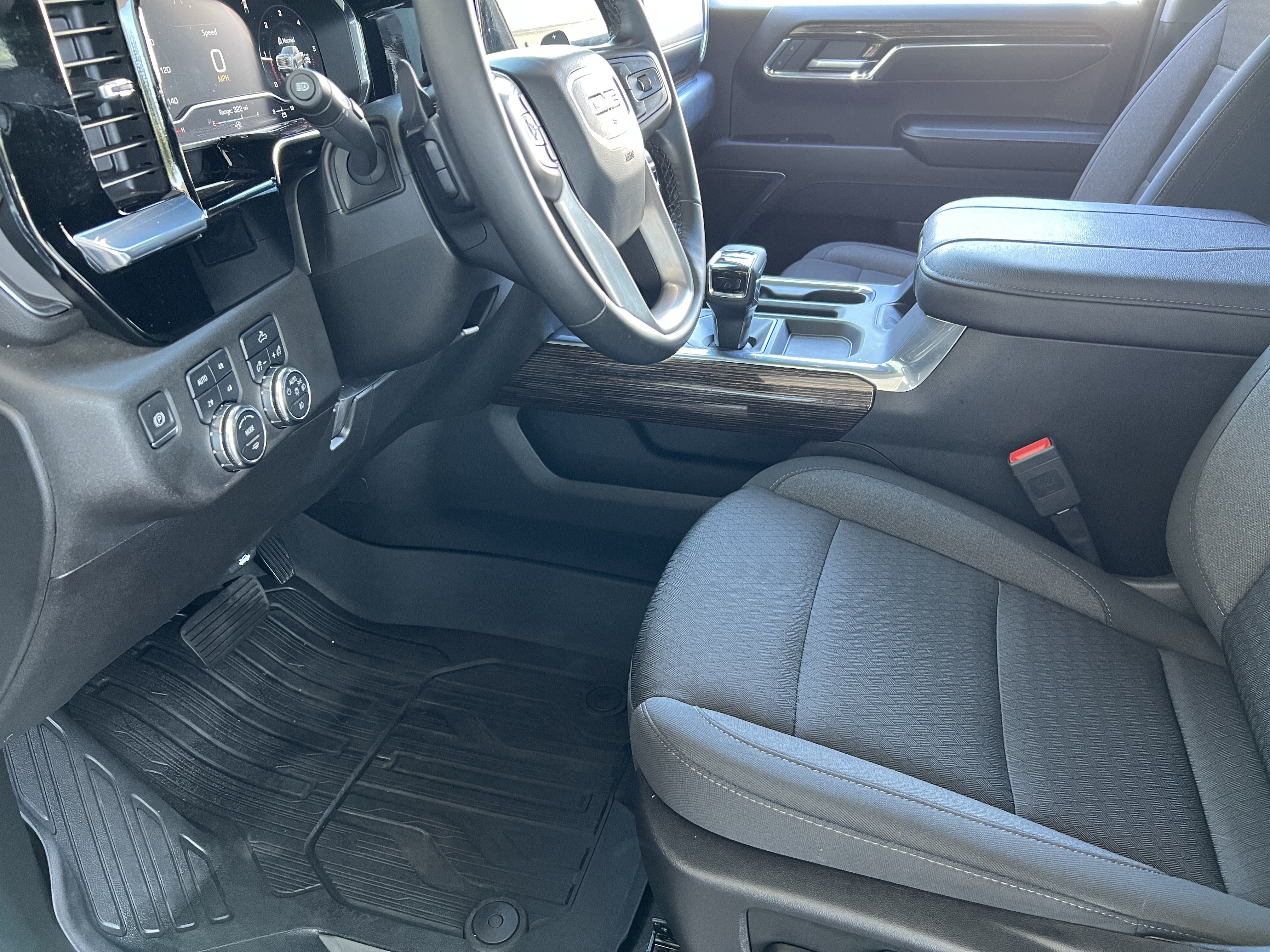 Used 2024 GMC Sierra 1500 Elevation AWD/4WD image 15