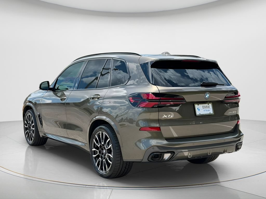 New 2026 BMW X5 xDrive50e w/ M Sport Package AWD/4WD image 4