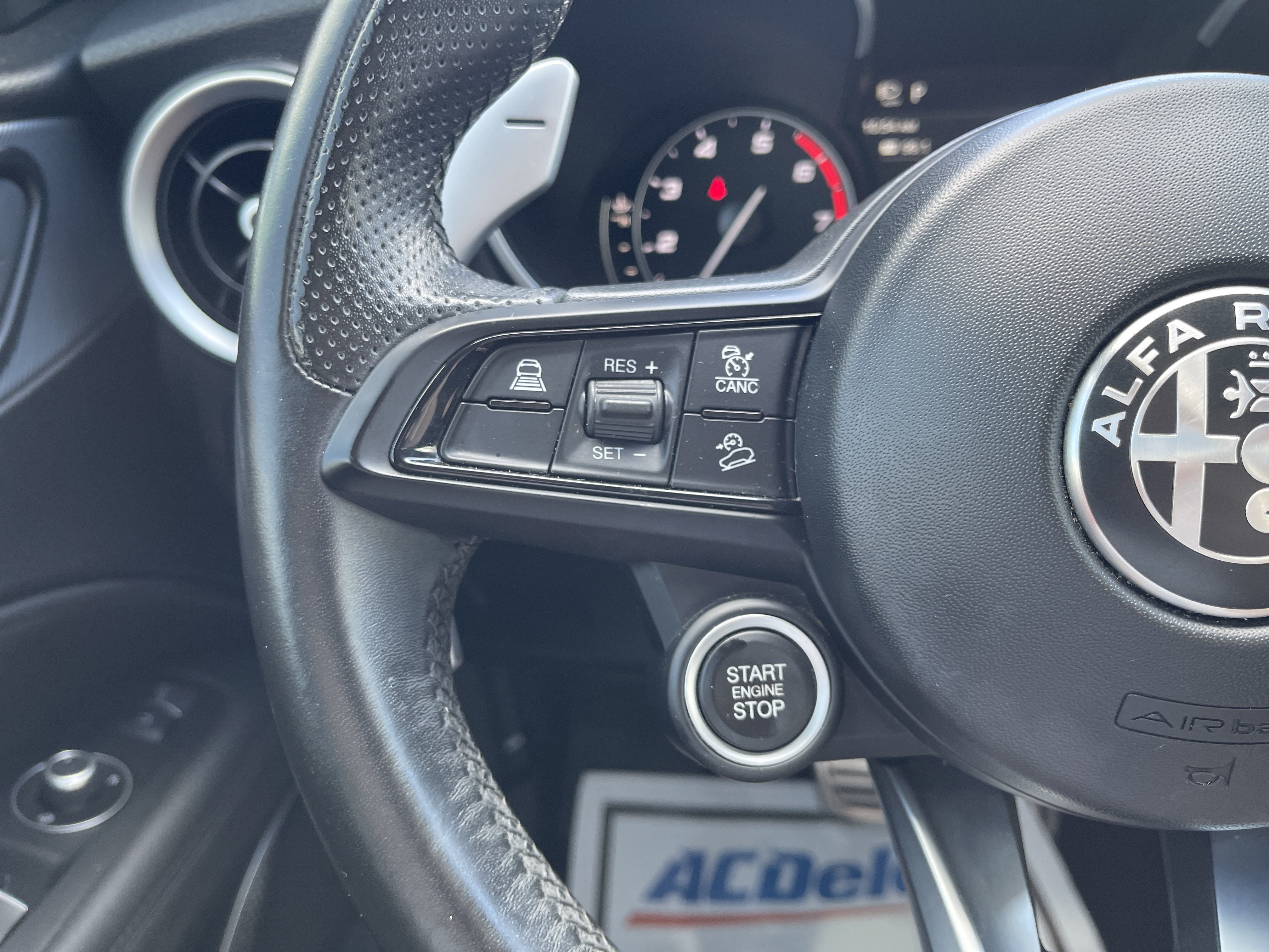 Used 2022 Alfa Romeo Stelvio Veloce AWD/4WD image 17