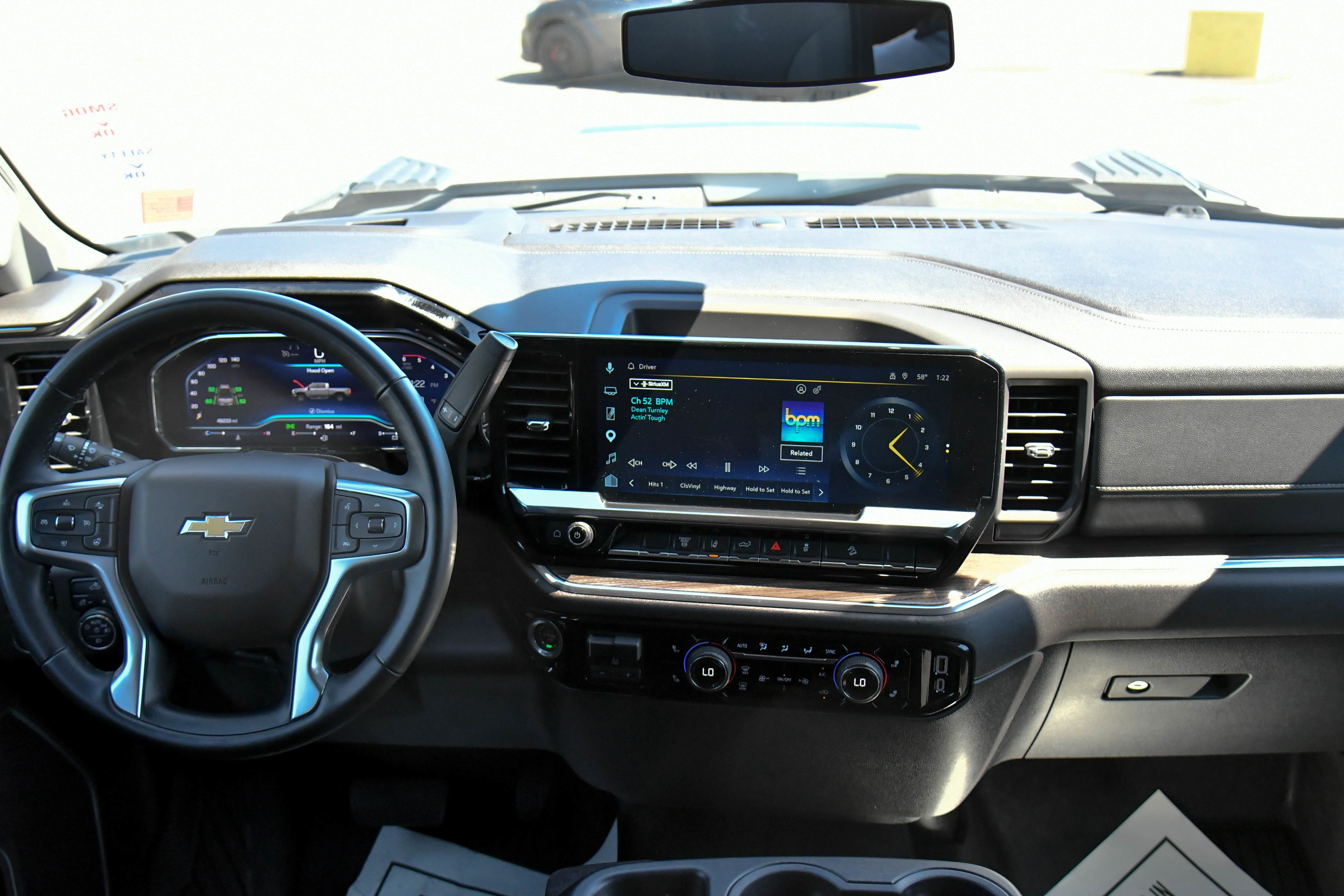 Used 2025 Chevrolet Silverado 2500 LT AWD/4WD image 40