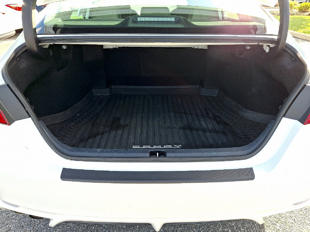 Used 2024 Toyota Camry SE FWD image 29