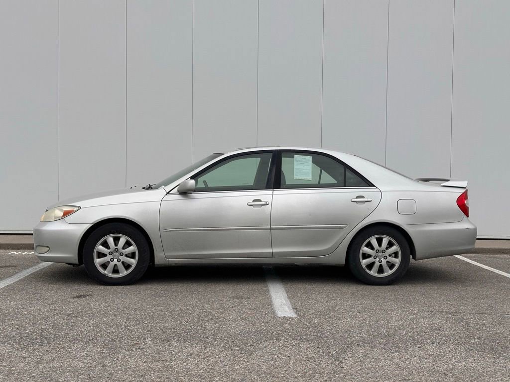 Used 2003 Toyota Camry LE image 2