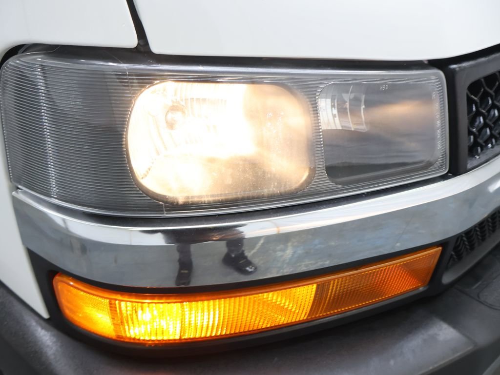 Used 2024 Chevrolet Express 2500 w/ Driver Convenience Package image 22