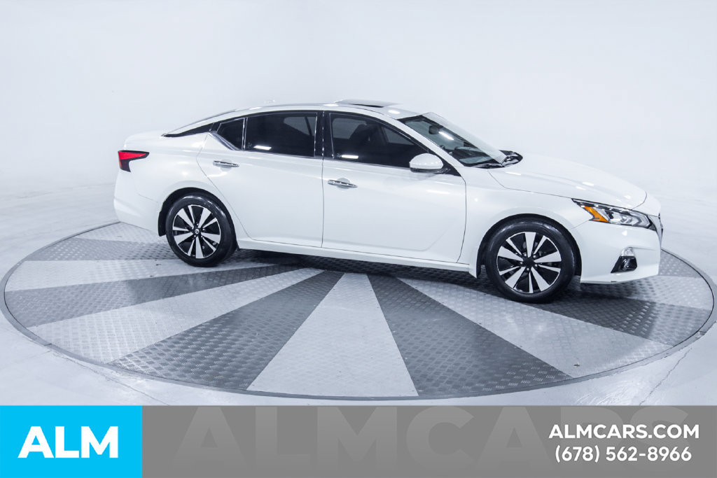 Used 2020 Nissan Altima 2.5 SV FWD image 13