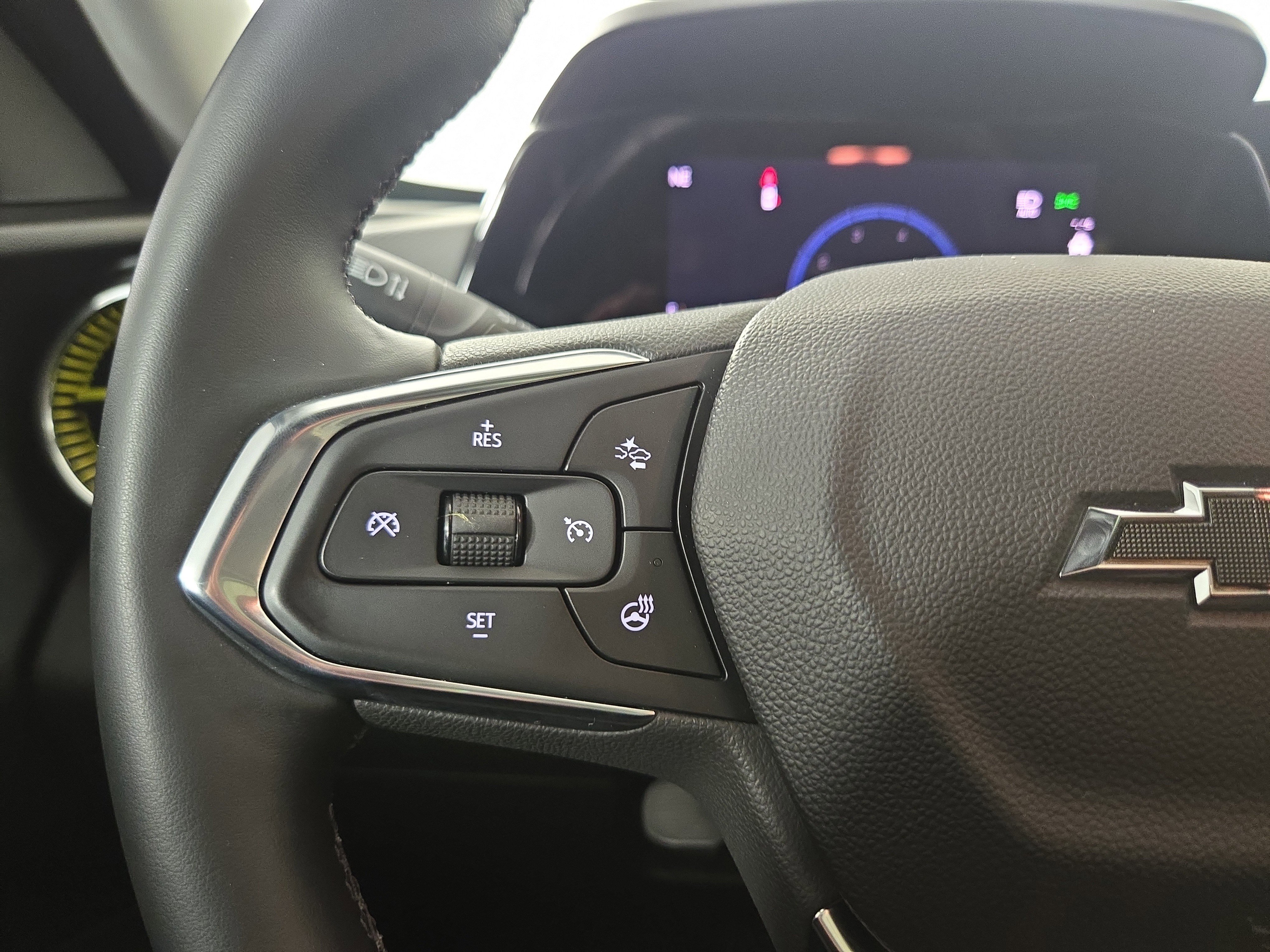 Certified 2024 Chevrolet Trax ACTIV w/ Sunroof Package FWD image 15
