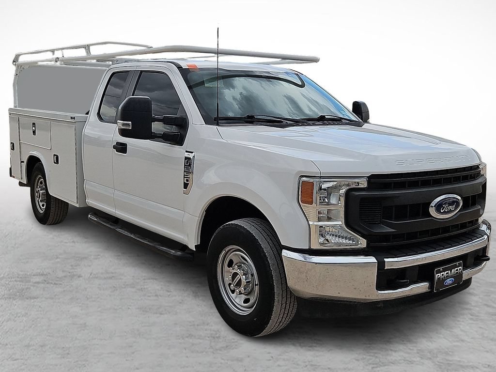 Used 2022 Ford F250 XL w/ Power Equipment Group RWD image 1