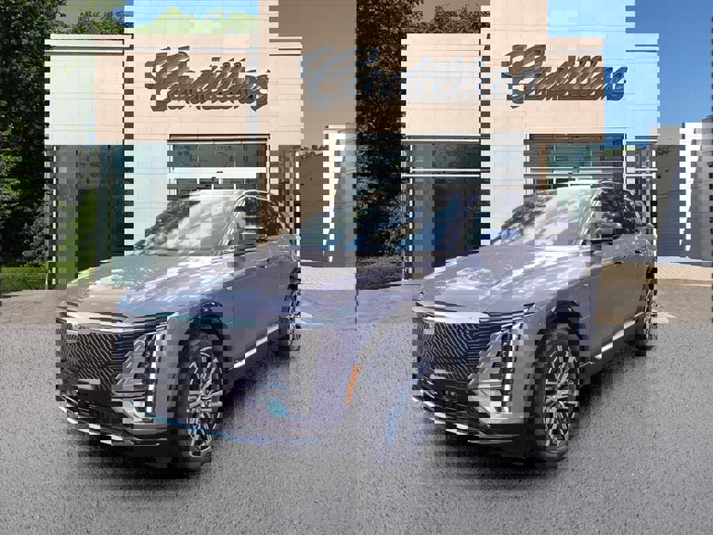 New 2026 Cadillac Lyriq Luxury image 1