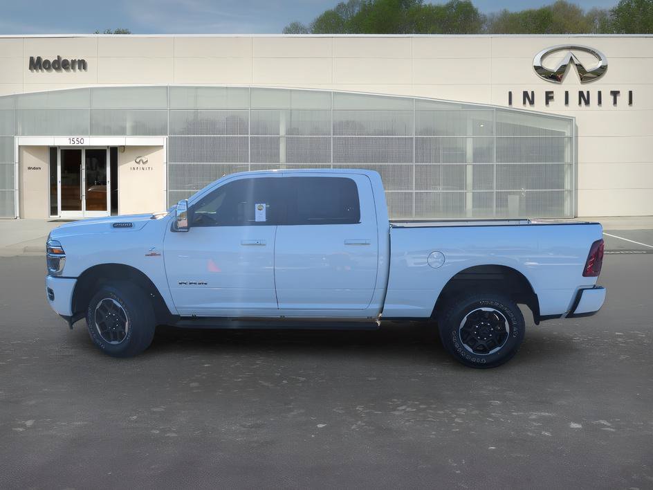 Used 2026 RAM 2500 Laramie AWD/4WD image 6