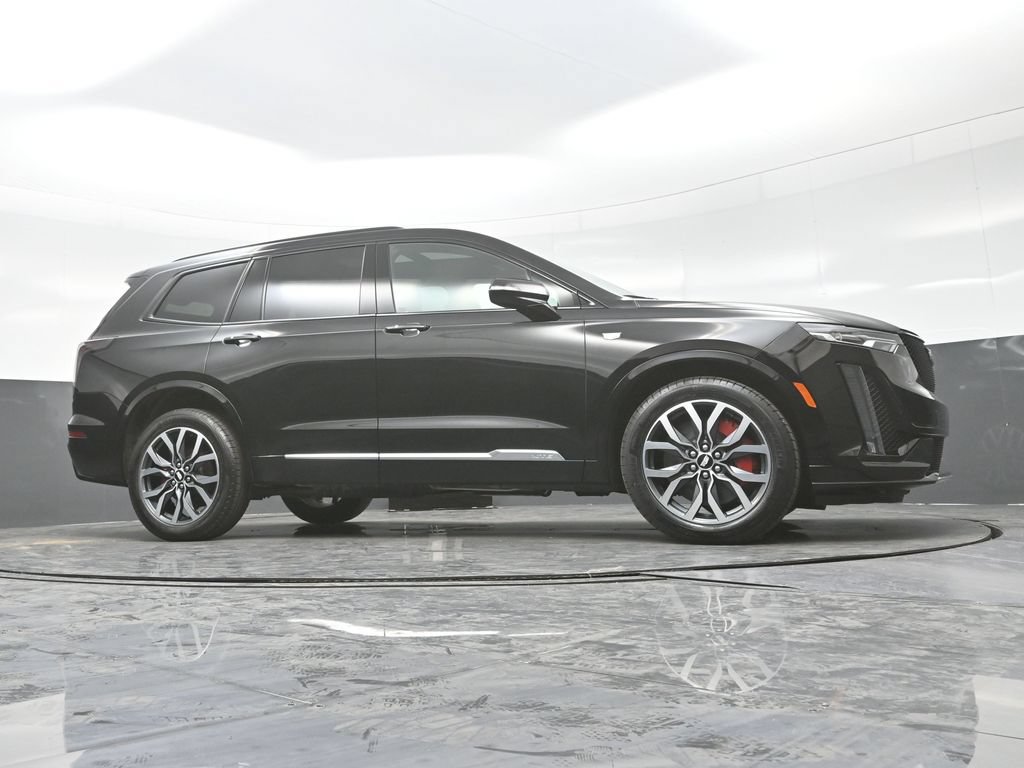 Certified 2023 Cadillac XT6 Sport w/ LPO, Floor Liner Package AWD/4WD image 28