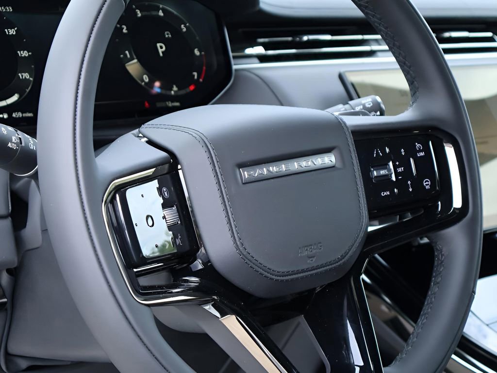 New 2025 Land Rover Range Rover Sport Dynamic SE AWD/4WD image 17