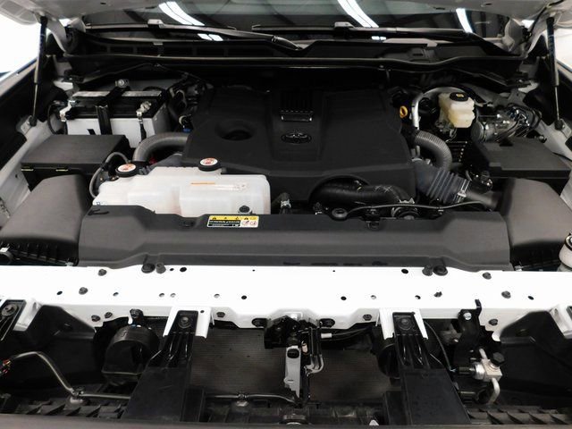 Used 2025 Toyota Tundra Limited image 42
