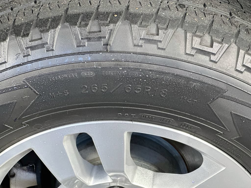 Used 2019 Chevrolet Suburban LT AWD/4WD image 32