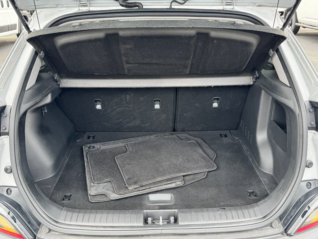 Used 2023 Hyundai Kona SEL AWD/4WD image 16