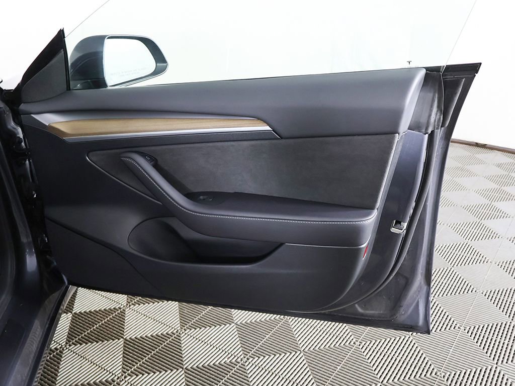 Used 2023 Tesla Model 3 Standard Range RWD image 24
