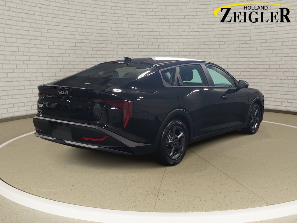 New 2026 Kia K4 FWD image 5