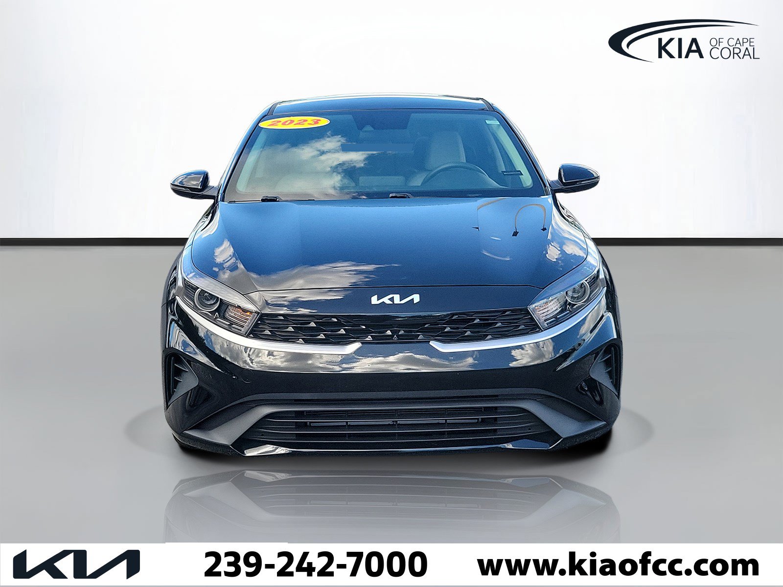 Certified 2023 Kia Forte LXS w/ LXS Technology Package FWD image 2