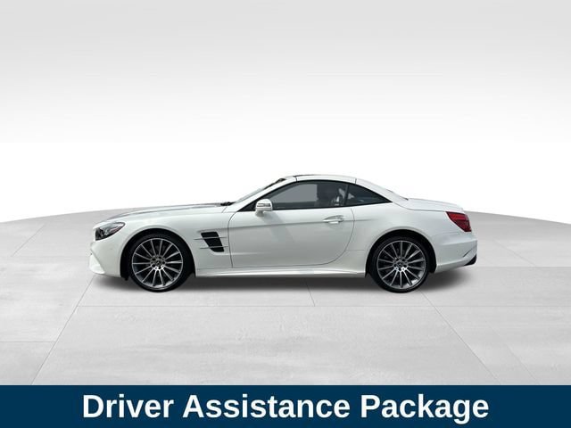 Used 2017 Mercedes-Benz SL 550 image 2