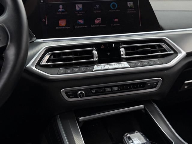 Used 2022 BMW X5 xDrive40i AWD/4WD image 25