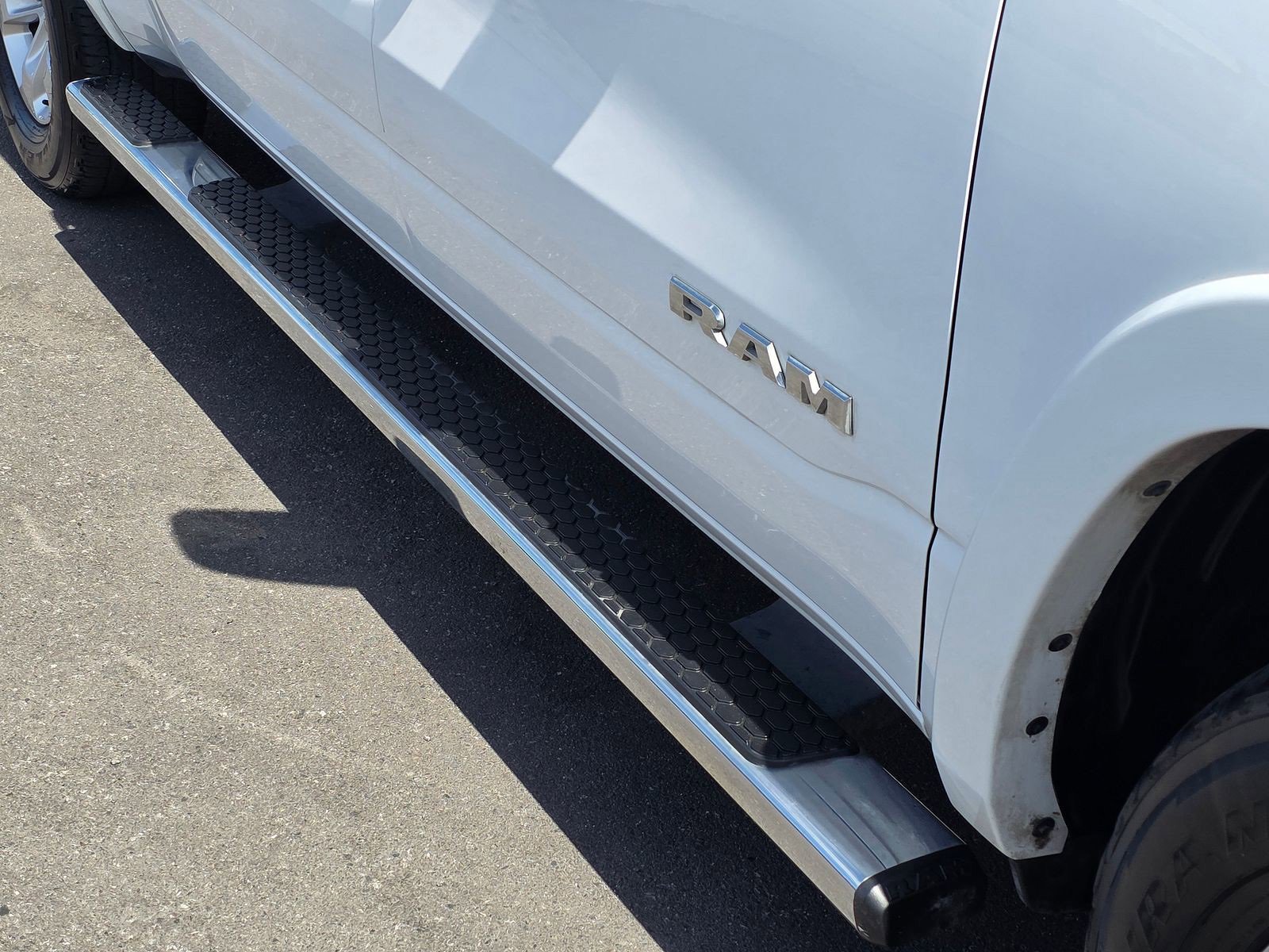 Used 2022 RAM 1500 Laramie image 6