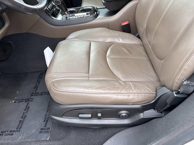 Used 2016 GMC Acadia SLT w/ Open Road Package AWD/4WD image 12