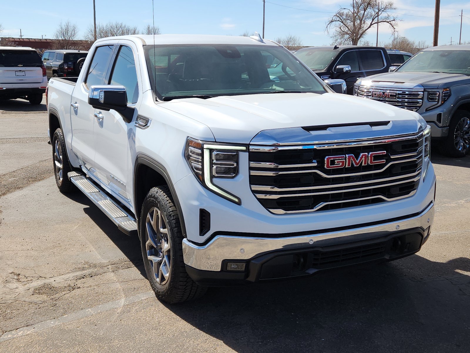 New 2026 GMC Sierra 1500 SLT w/ SLT Premium Plus Package image 6