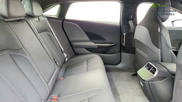 Used 2025 Lucid Air Grand Touring AWD/4WD image 24