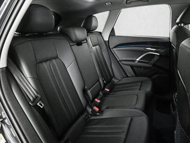 Certified 2025 Audi Q5 Premium w/ Convenience Package AWD/4WD image 21