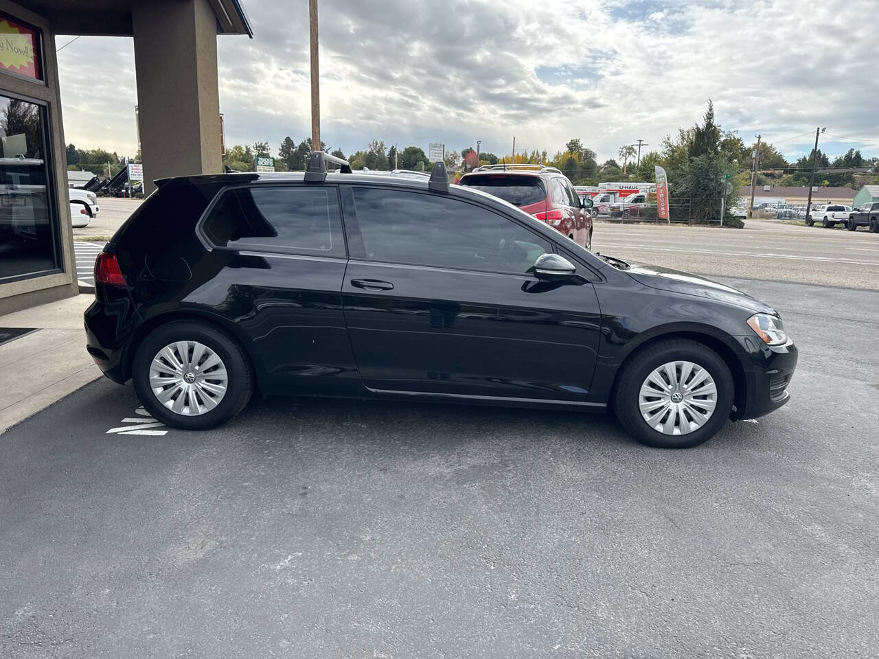 Used 2015 Volkswagen Golf Launch Edition image 8