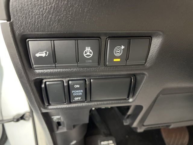 Used 2023 Nissan Armada SL image 30