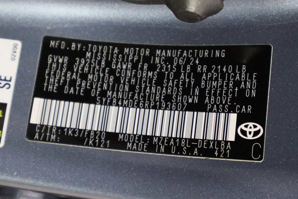 Used 2024 Toyota Corolla LE FWD image 32