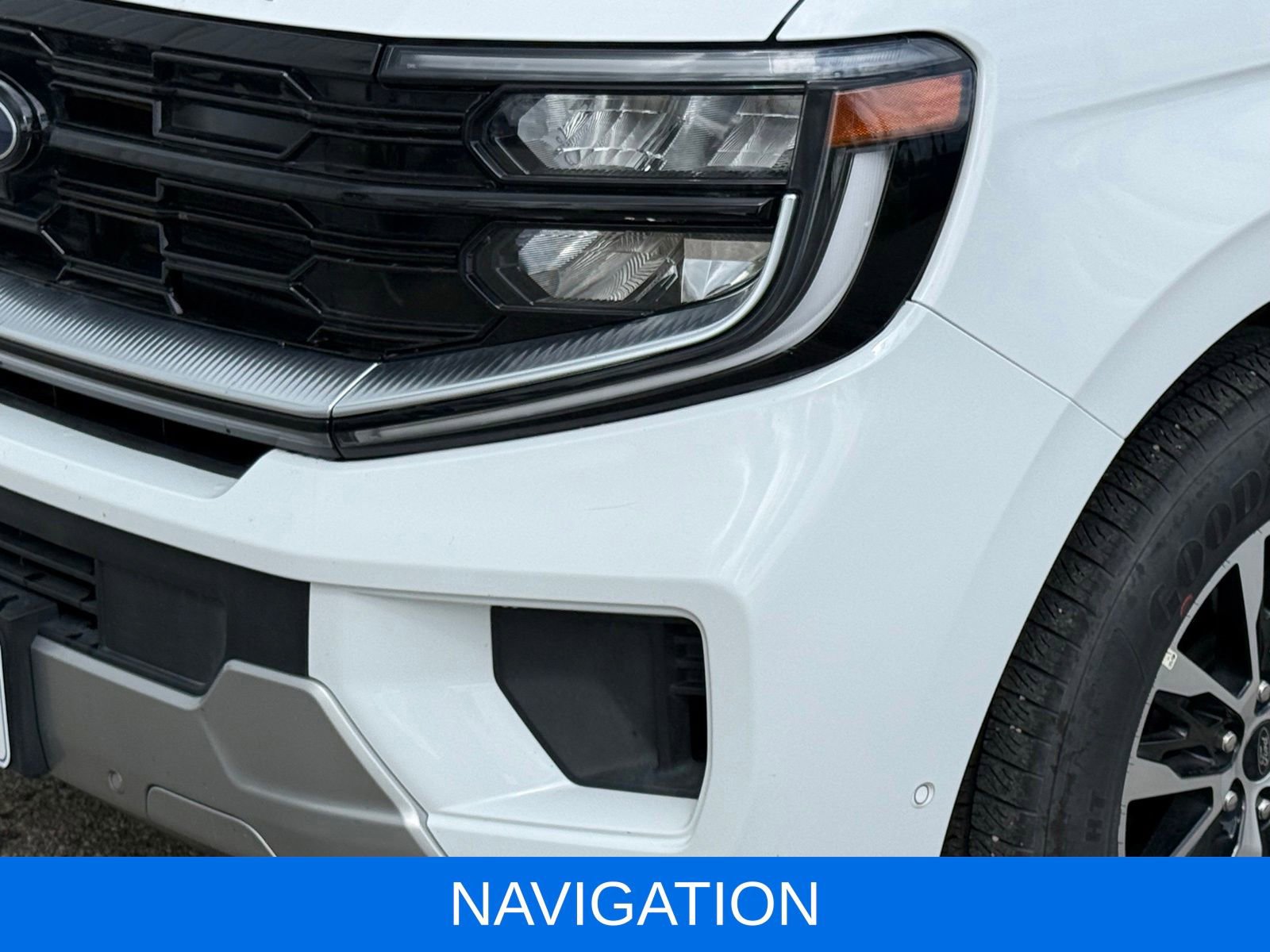 Used 2025 Ford Expedition Max Platinum AWD/4WD image 14
