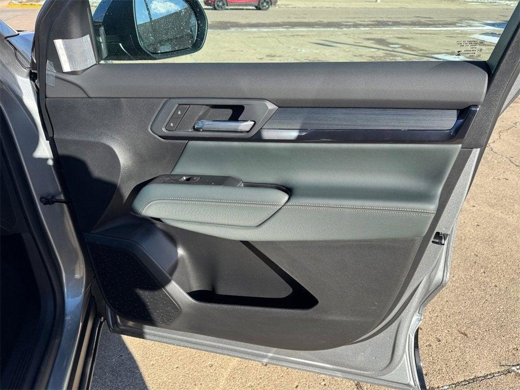 New 2026 GMC Terrain AT4 w/ Convenience Package III image 38