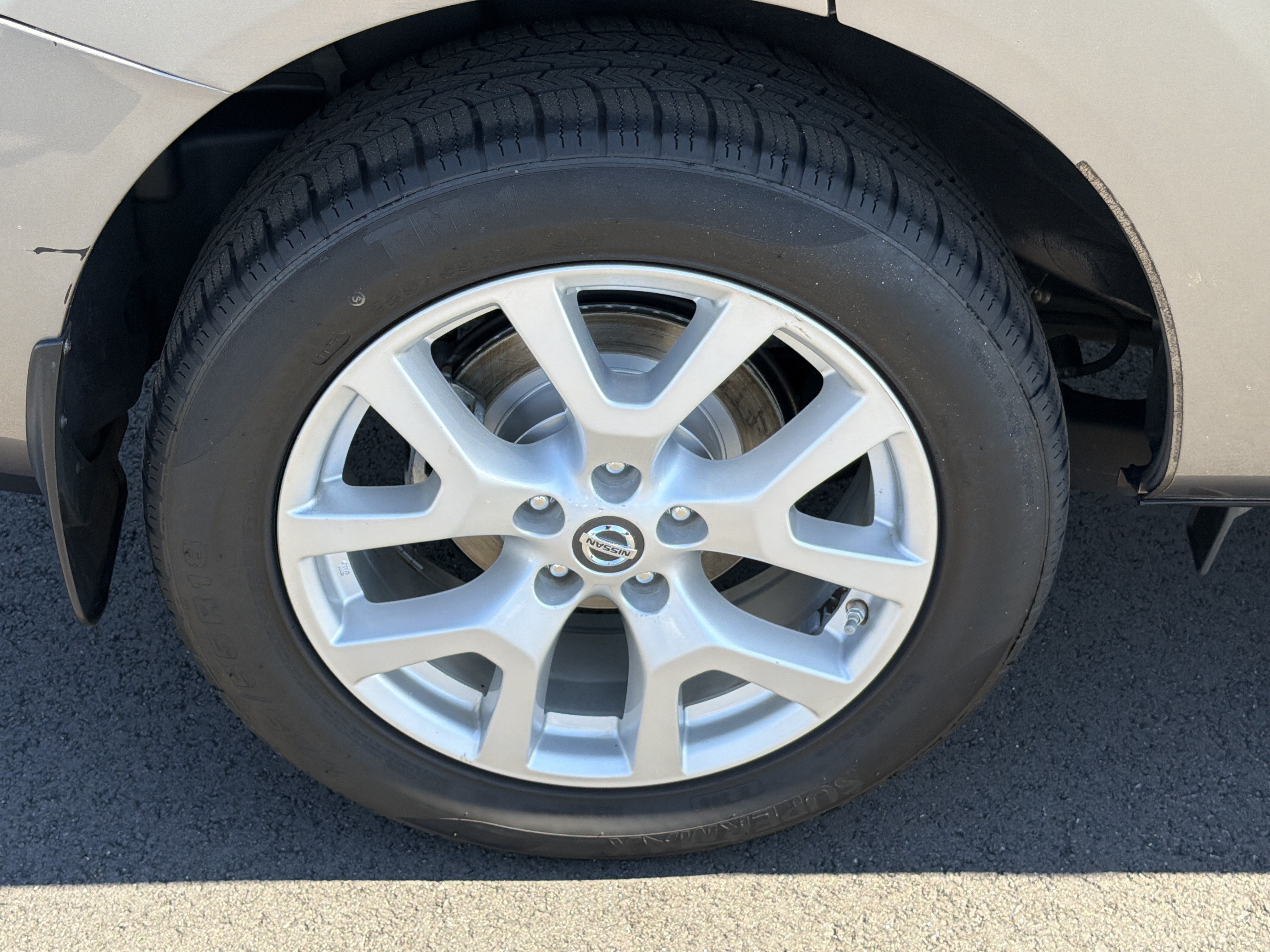 Used 2013 Nissan Rogue SL FWD image 17