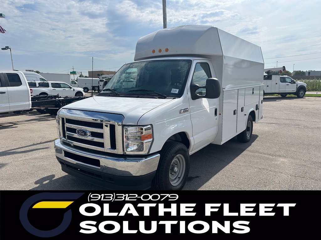 New 2025 Ford E-350 and Econoline 350 Super Duty w/ Power Equipment Group RWD image 2