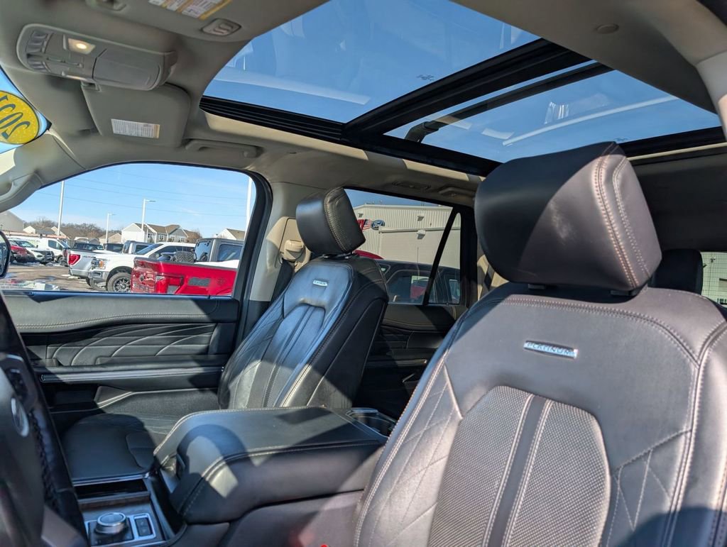 Used 2021 Ford Expedition Platinum AWD/4WD image 18