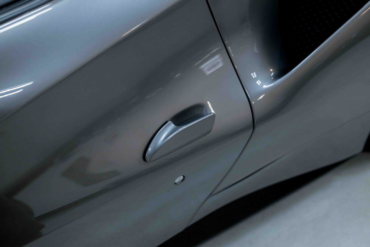 Used 2018 Ferrari 488 Spider image 33