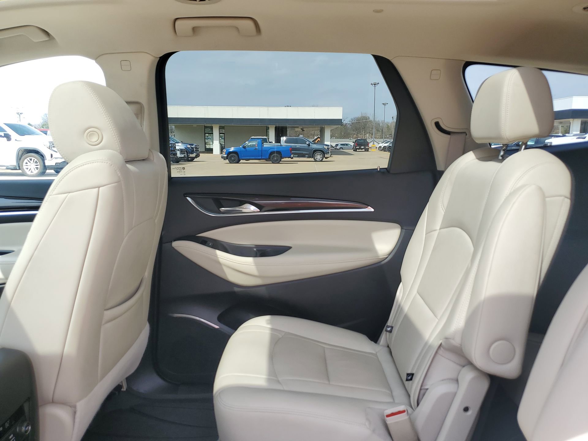 Used 2023 Buick Enclave Premium w/ Experience Buick Package AWD/4WD image 32