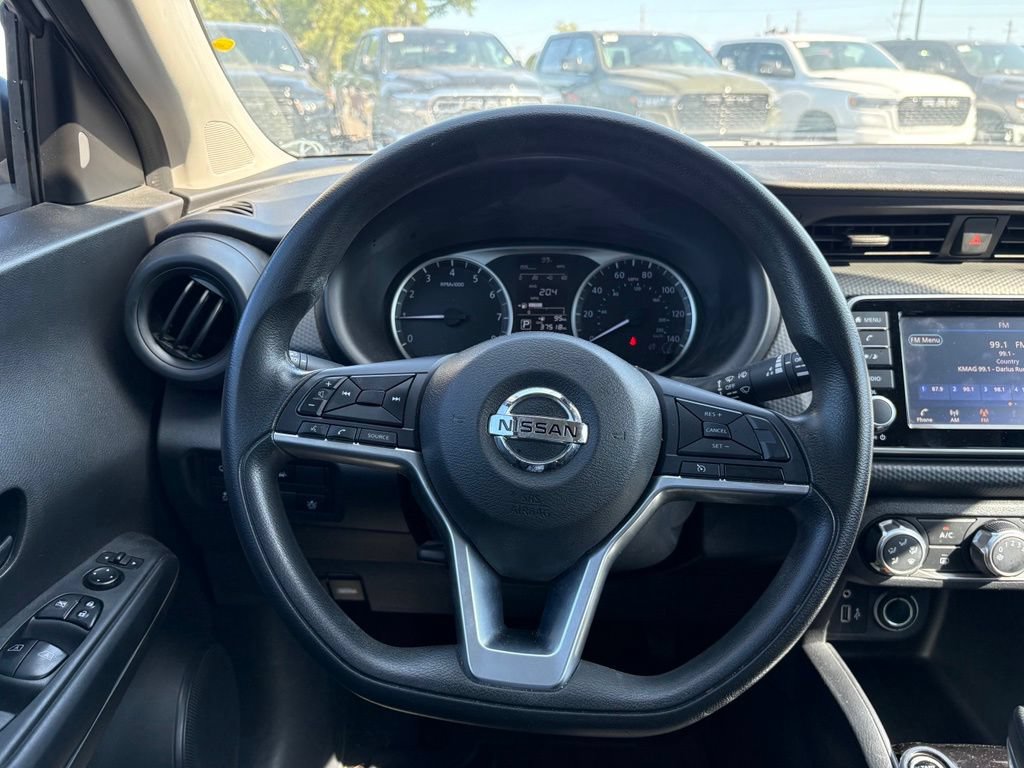 Used 2021 Nissan Kicks S FWD image 17
