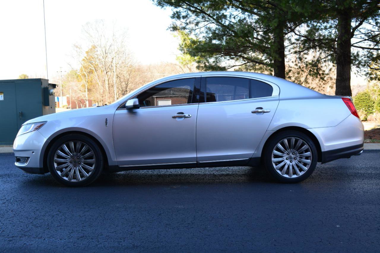 Used 2013 Lincoln MKS image 8