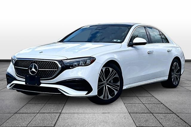 Certified 2024 Mercedes-Benz E 350 4MATIC Sedan image 2