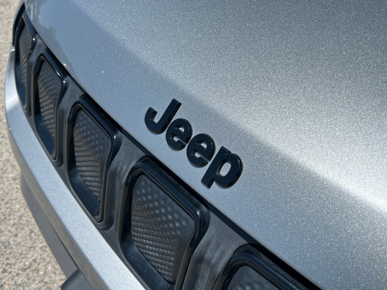Certified 2022 Jeep Compass Latitude AWD/4WD image 32