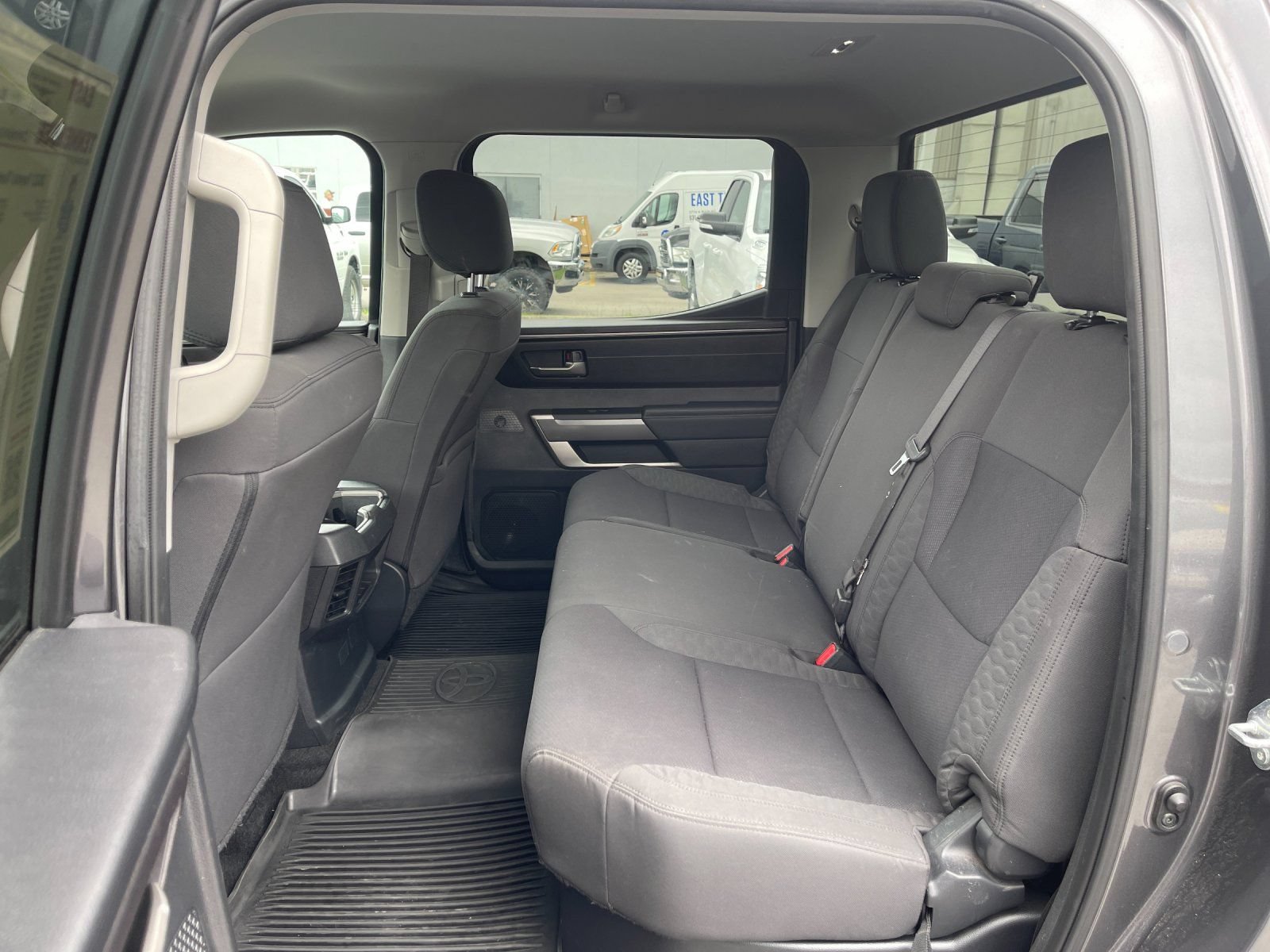Used 2022 Toyota Tundra SR5 AWD/4WD image 14