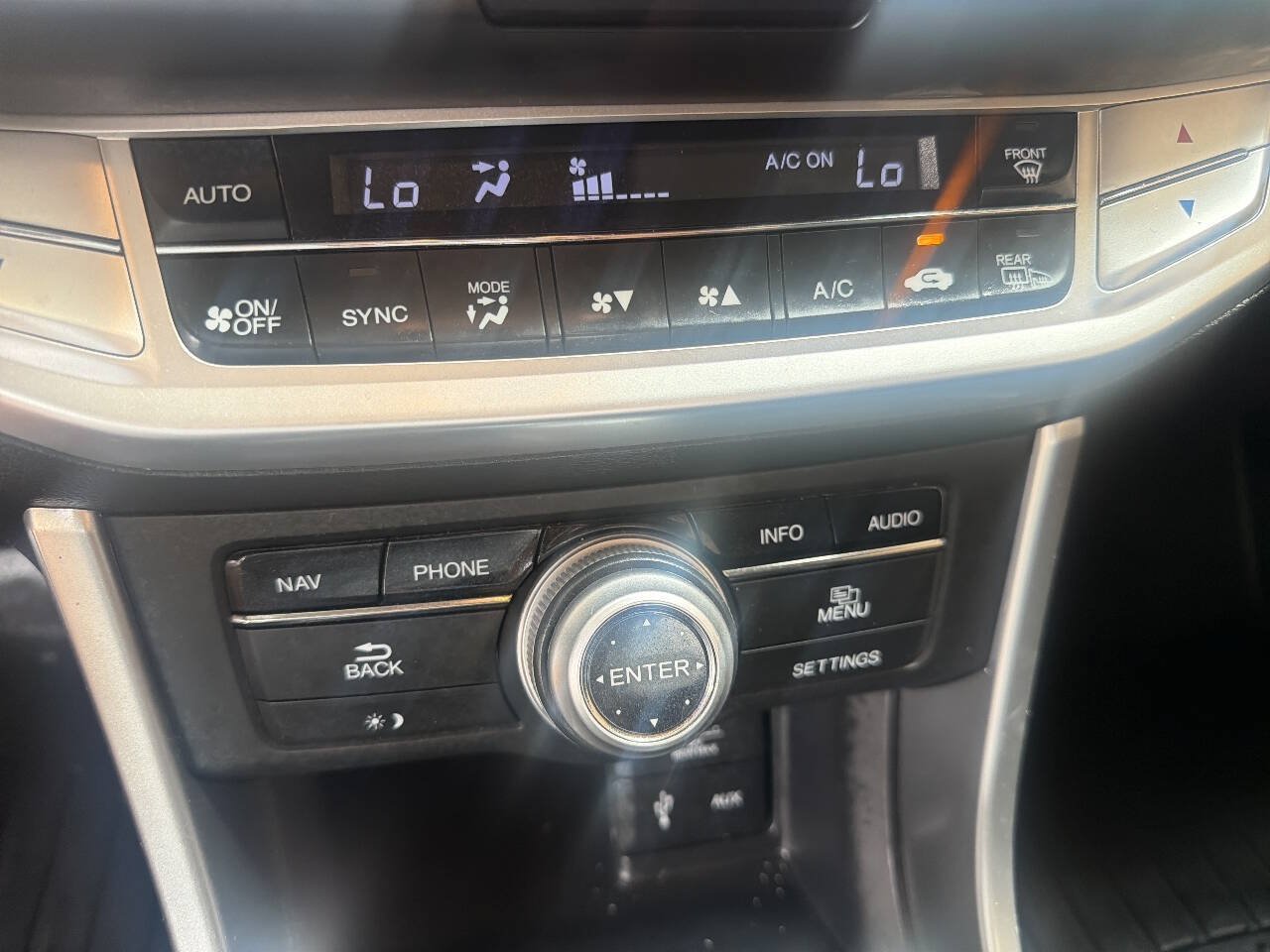 Used 2013 Honda Accord EX-L image 18