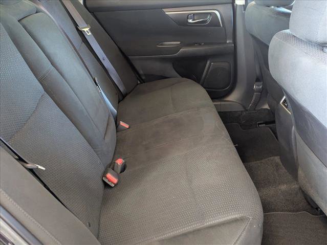 Used 2015 Nissan Altima 2.5 SV w/ Convenience Package image 19