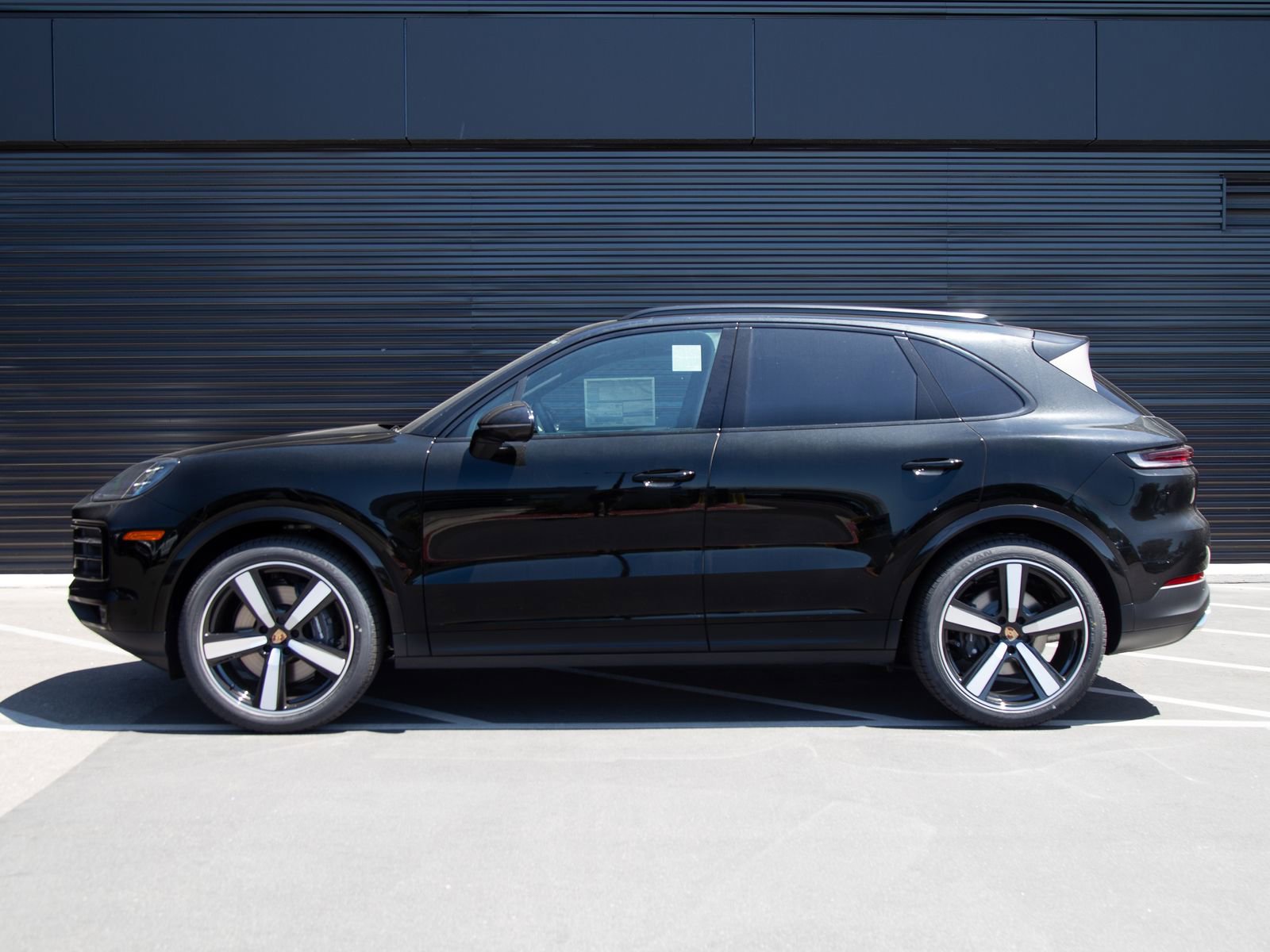 New 2026 Porsche Cayenne AWD/4WD image 2