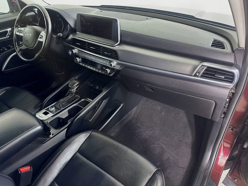 Certified 2022 Kia Telluride LX image 29